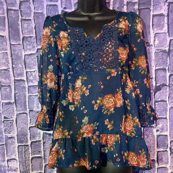 💋Bundle 4 items for $20. Add items💋 to a bundle. Items with 💋are eligible - Picture 11 of 16